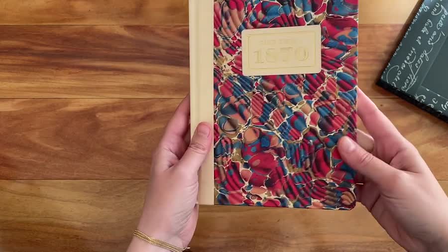 Galen Leather 1870 Marbled Notebook Review 3 Molten lava marbled cover on the Galen Leather 1870 notebook