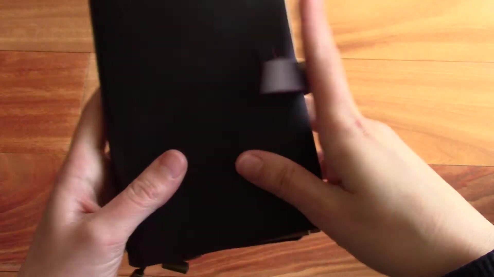 7Felicity Traveler’s Notebook Durability Review 6 7Felicity Traveler’s Notebook final durability view