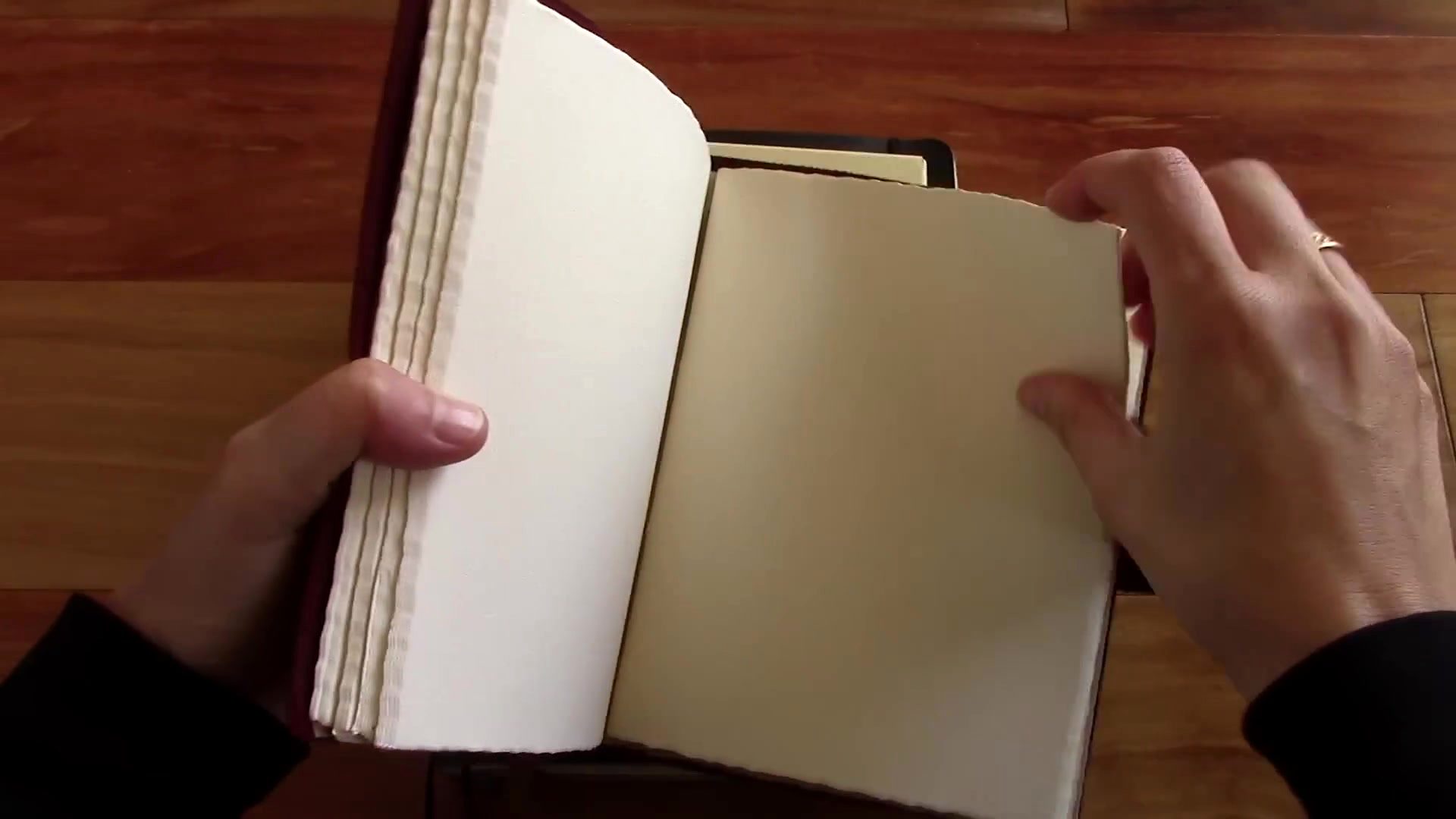 Cheap vs. Expensive Notebooks - What's better? 12 Notebook paper quality comparison