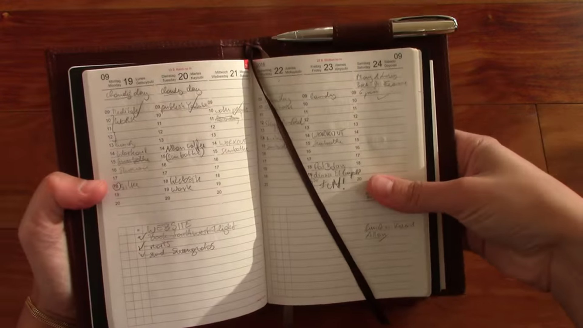 Leuchtturm notebook in current rotation