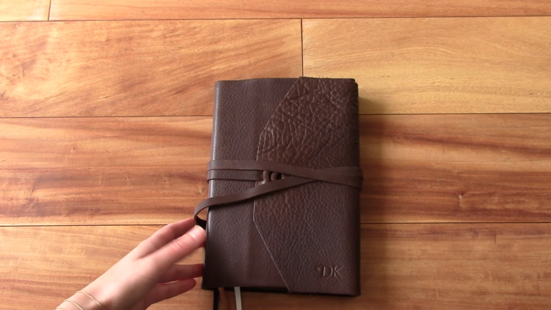 Epica Dot Grid Leather Journal Review 2 Epica Dot Grid Leather Journal pouch