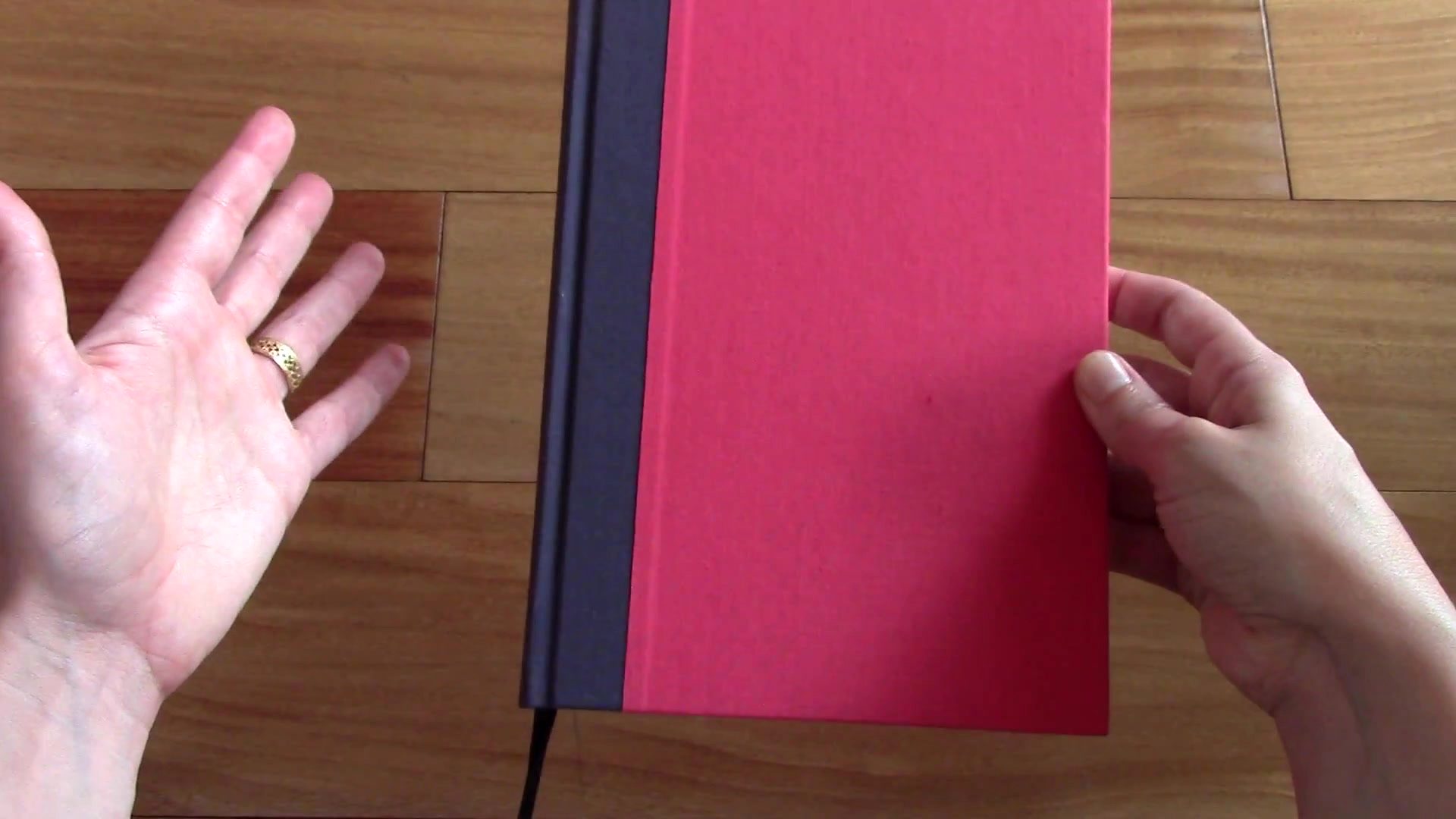 GNU Sketchbook Review 11 GNU sketchbook spine and binding