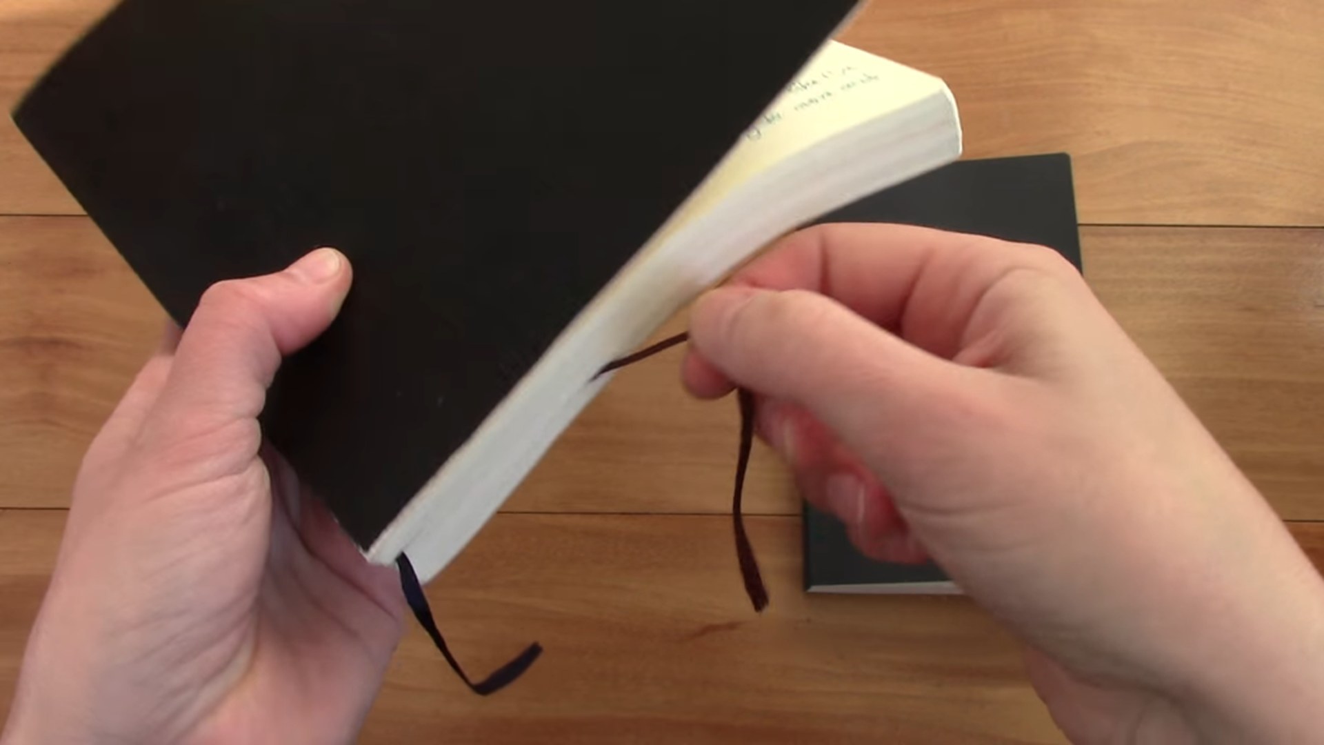 Nanami Seven Seas Writer vs Cafe Note Comparison 2 Nanami Writer and Cafe Note size comparison