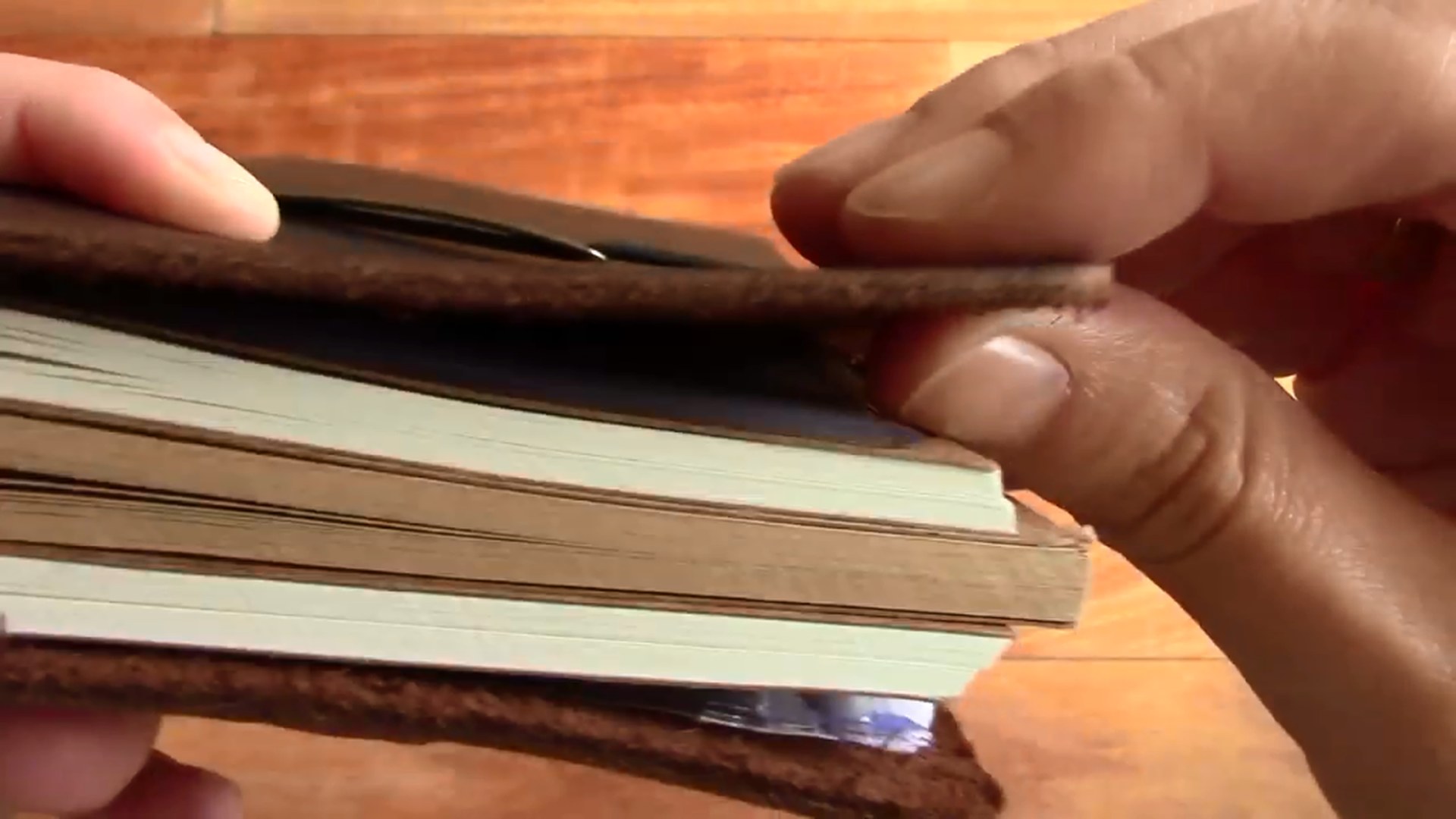 Robrasim Traveler’s Notebook Review 3 Robrasim Traveler’s Notebook opened