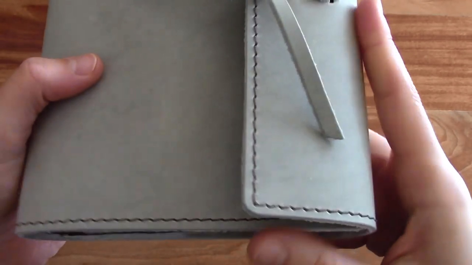 Rustico Writer’s Log Journal Review 3 Rustico Writer’s Log leather detail close-up